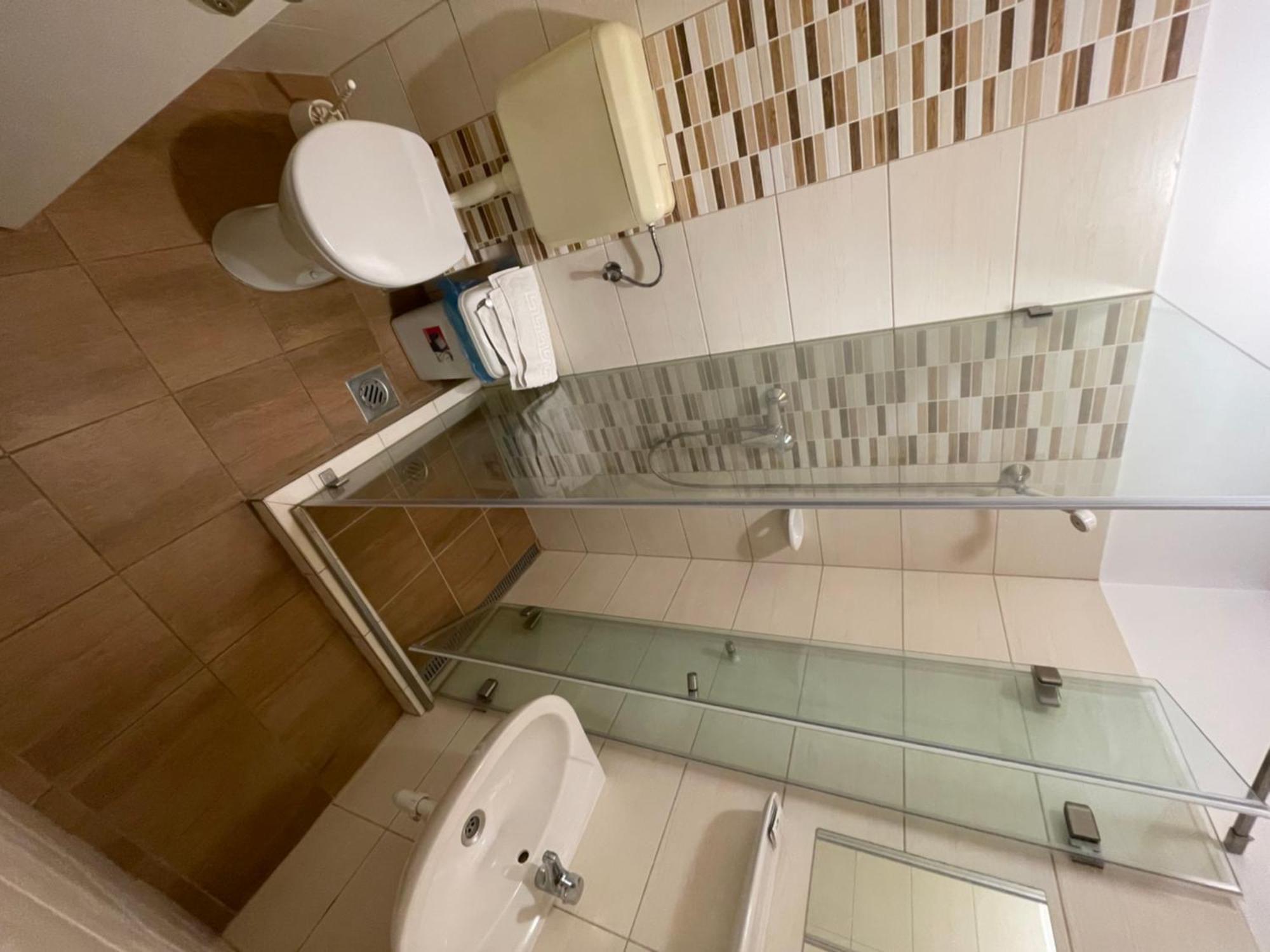 Koller Panzio Hotel Bonyhad Ngoại thất bức ảnh